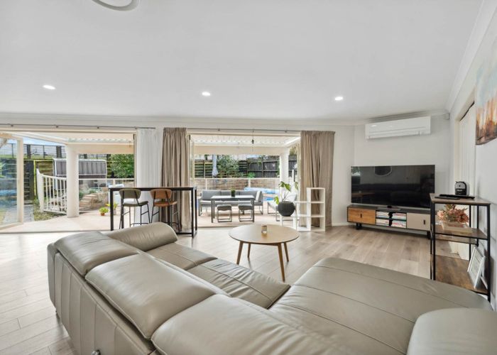  at 5 Oakway Drive, Albany, North Shore City, Auckland