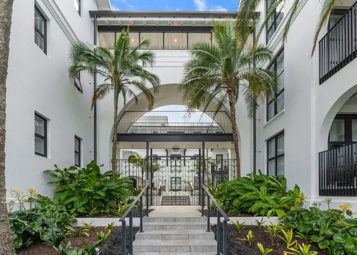  at 207/2 Tagalad Road, Mission Bay, Auckland City, Auckland