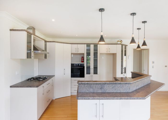  at 186 Pacific Drive, Fitzherbert, Palmerston North, Manawatu / Whanganui