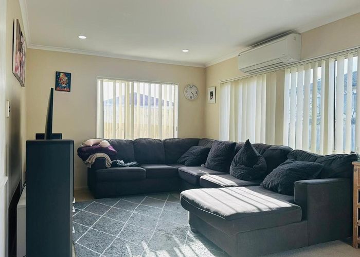  at 8 Magnolia Place, Flat Bush, Manukau City, Auckland