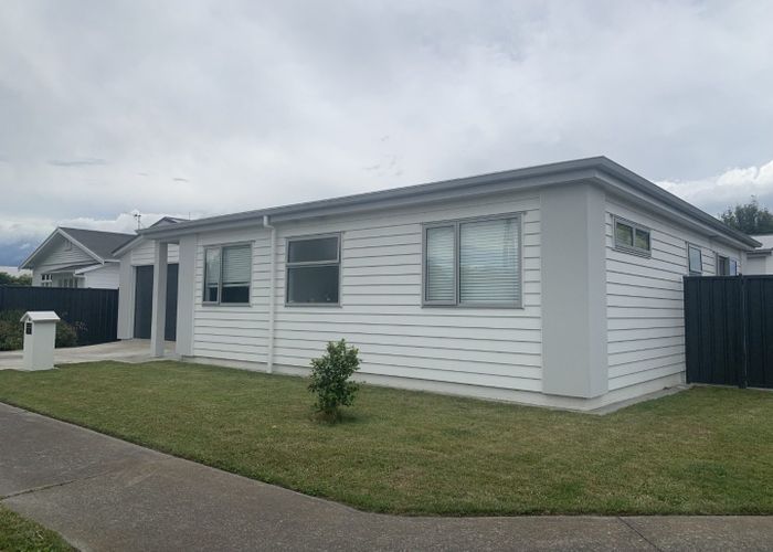  at 35  Avenue Road, Greenmeadows, Napier, Hawke's Bay