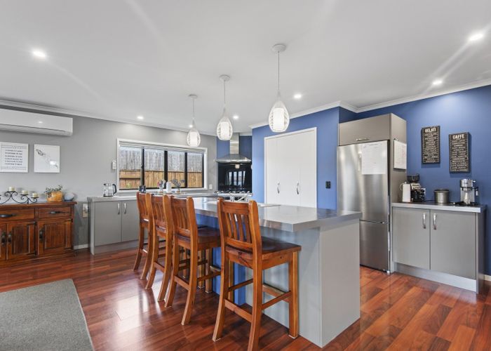  at 9 Walnut Grove, Kelvin Grove, Palmerston North, Manawatu / Whanganui
