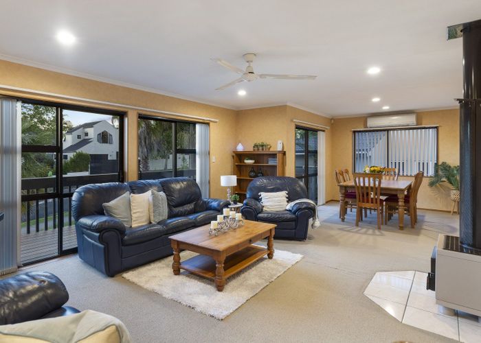  at 54 Marina View Drive, West Harbour, Auckland