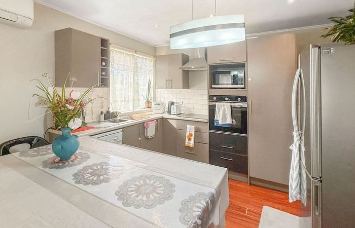  at 8a Parfitt Street, Mount Roskill, Auckland City, Auckland