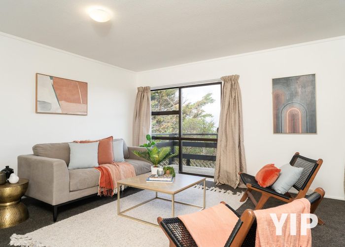  at 4B Glenwood Grove, Woodridge, Wellington