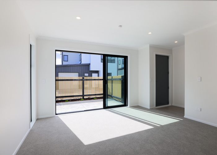  at 994-996 Taita Drive, Avalon, Lower Hutt, Wellington