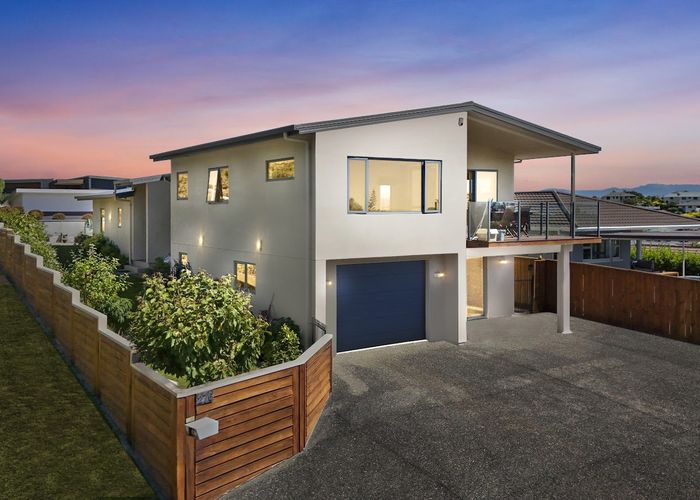  at 276 Hill Street, Richmond, Richmond