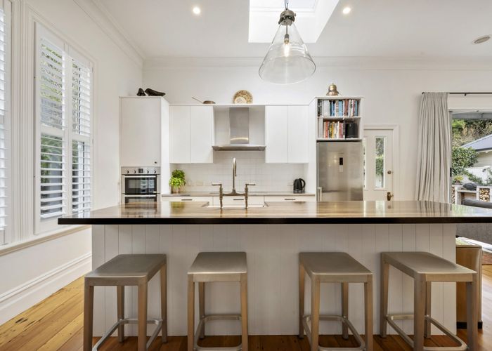  at 30 Upton Terrace, Thorndon, Wellington, Wellington