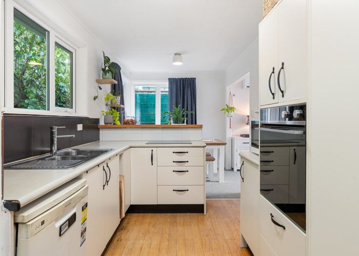  at 123 Newlands Road, Newlands, Wellington, Wellington