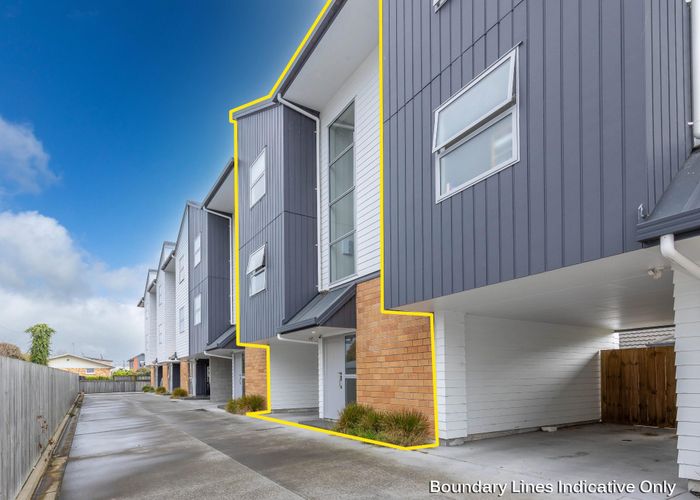  at 2/47 Cameron Road, Hamilton East, Hamilton, Waikato