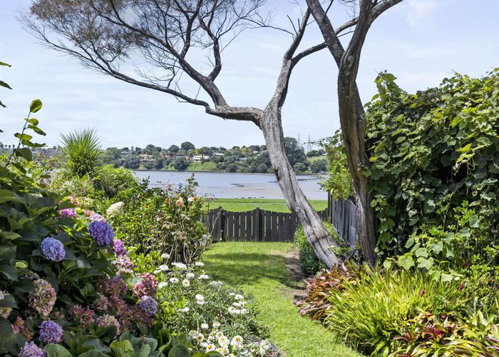  at 140J Ireland Road, Mount Wellington, Auckland