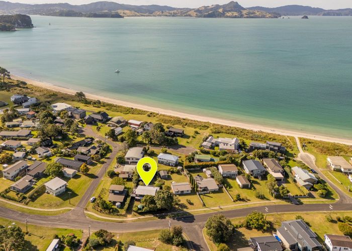  at 69 Captain Cook Road, Cooks Beach, Thames-Coromandel, Waikato