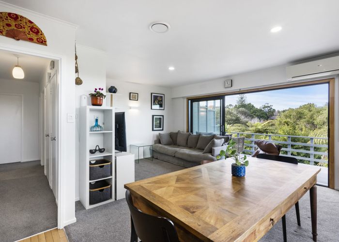  at 1/12 Impala Place, Hillsborough, Auckland