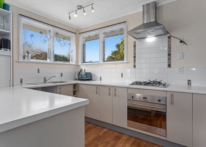  at 2391 S HWAY 2 East, Nukuhou, WAIMANA