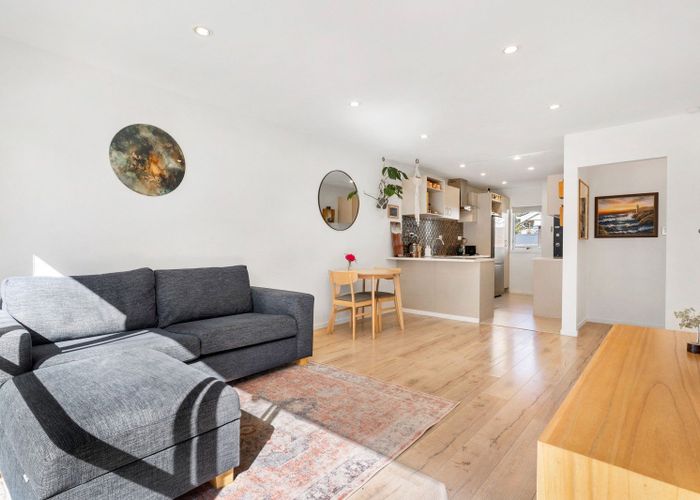  at 1/11 Harding Avenue, Mount Wellington, Auckland City, Auckland