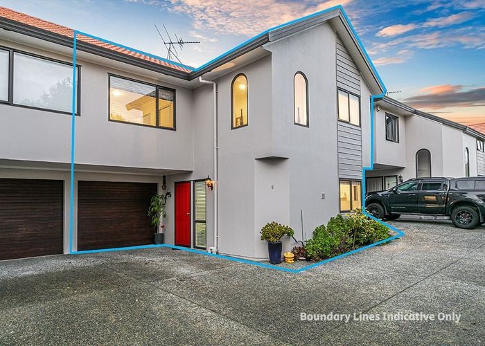  at 5/102 GREENHITHE ROAD, Greenhithe, North Shore City, Auckland