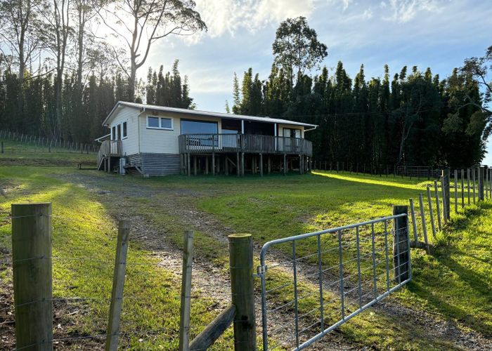  at 42 Marshall Road, Earnscleugh, Alexandra