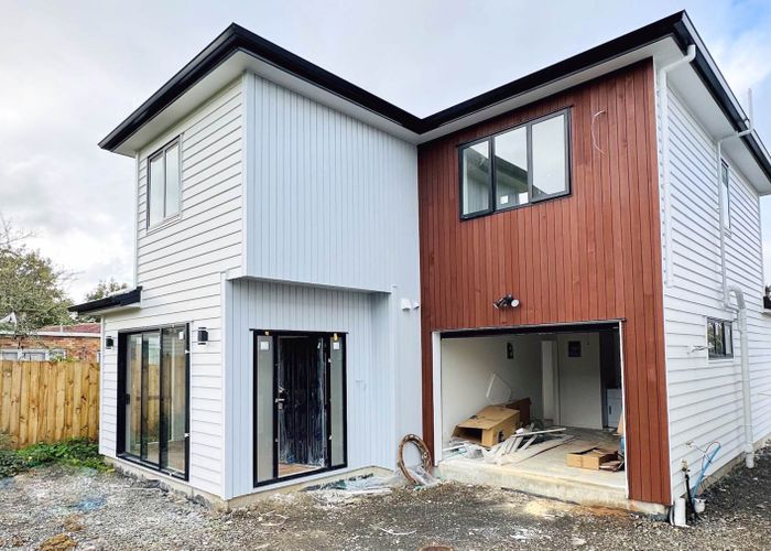  at 143A Seabrook Avenue, New Lynn, Auckland