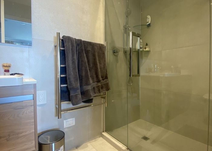  at 3C/12 Selwyn Road, Howick, Manukau City, Auckland