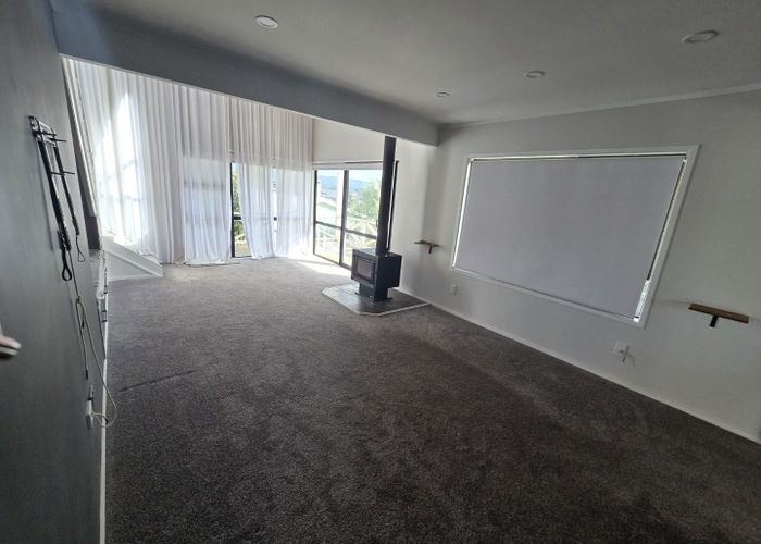  at 21 Sungrove Rise, Sunnyvale, Waitakere City, Auckland