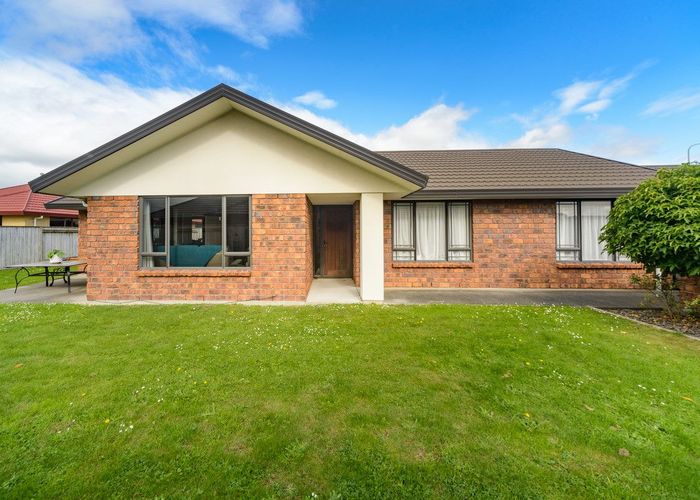 Free property data for 37 Branigan Parade, Kelvin Grove, Palmerston North homes.co.nz