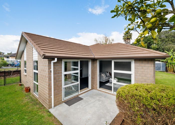  at 6 Cabourne Drive, Glenview, Hamilton