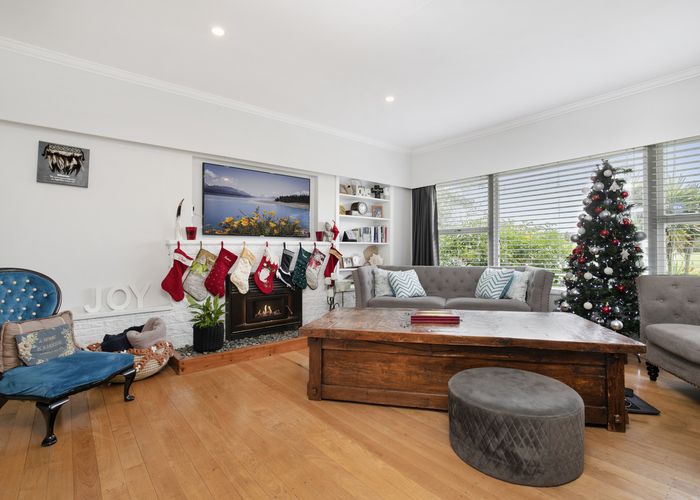  at 52 Preston Road, Clover Park, Auckland