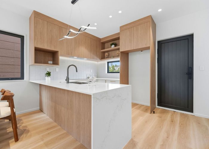  at Lot 2/30 Kiteroa Terrace, Rothesay Bay, North Shore City, Auckland