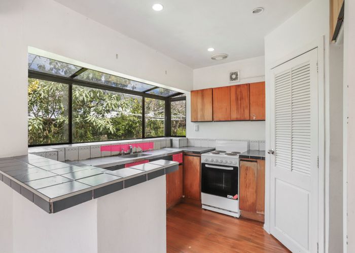  at 316 Swanson Road, Henderson, Auckland