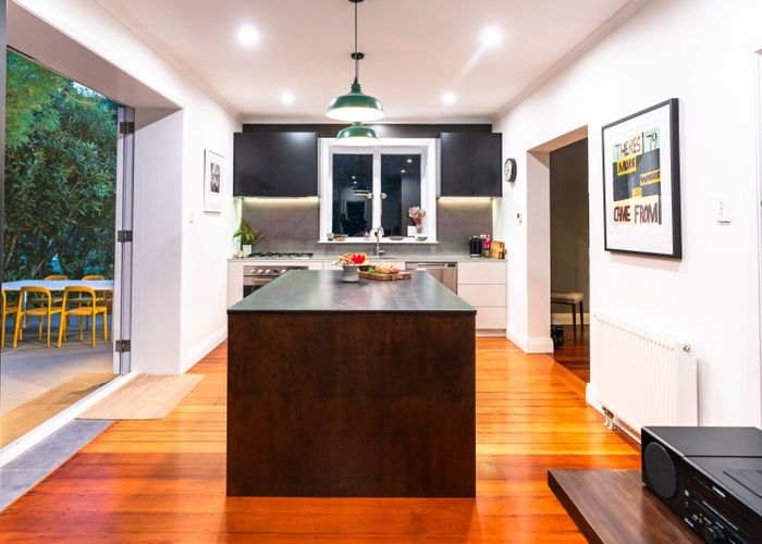  at 9 Easdale Street, Kelburn, Wellington