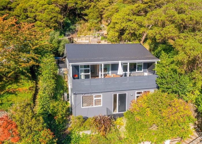  at 56 Cluny Road, Plimmerton, Porirua