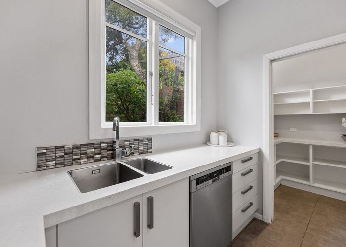  at 28 Murray Street, Caversham, Dunedin, Otago