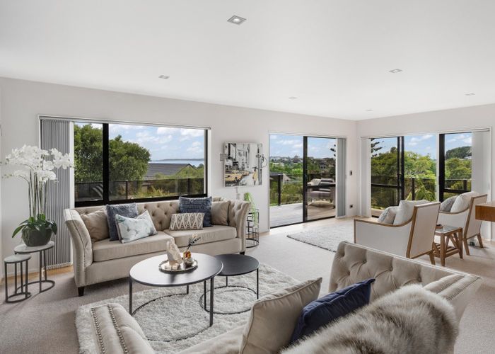  at 3 Trident Place, Shelly Park, Auckland