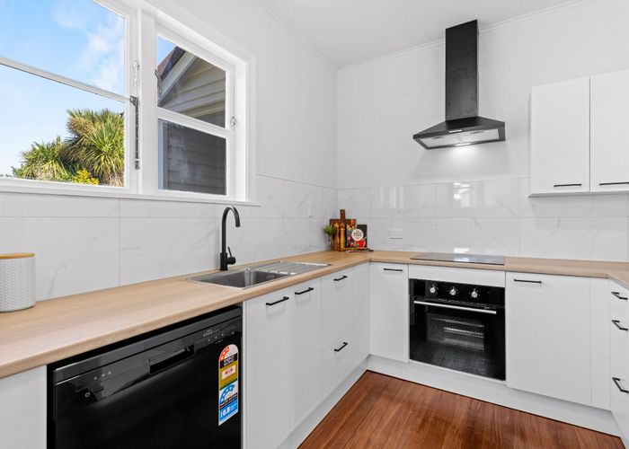  at 25 Gould Crescent, Woolston, Christchurch City, Canterbury