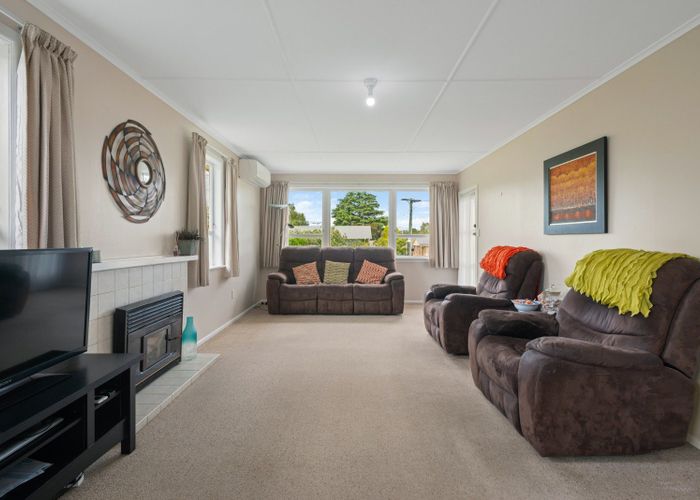  at 5 Linton Crescent, Matua, Tauranga