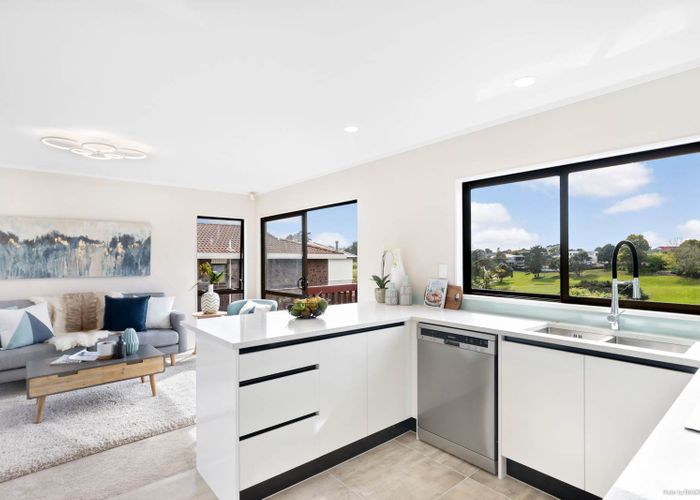  at 68 Panapa Drive, Saint Johns, Auckland