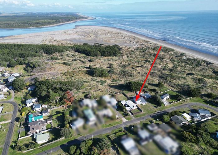  at 20 Mack Street, Foxton Beach, Horowhenua, Manawatu / Whanganui
