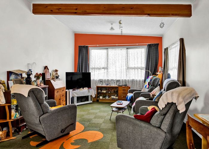 For sale 18 Cambridge Street, Patea, South Taranaki, Taranaki homes