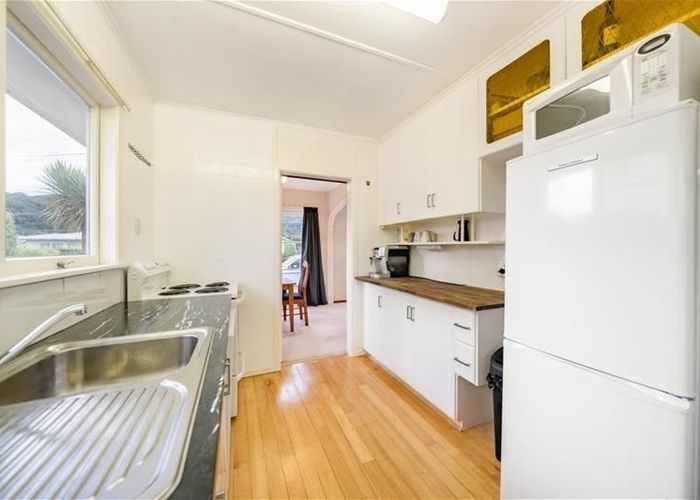  at 30 Karamu Crescent, Wainuiomata, Lower Hutt, Wellington