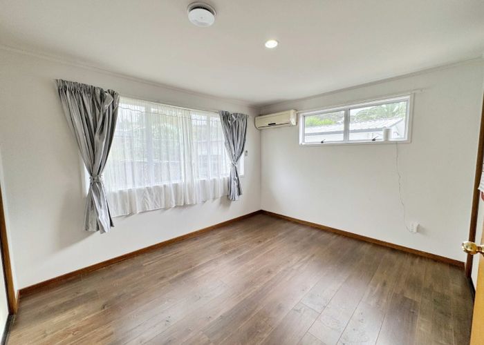  at 38 Newham Place, Henderson, Waitakere City, Auckland
