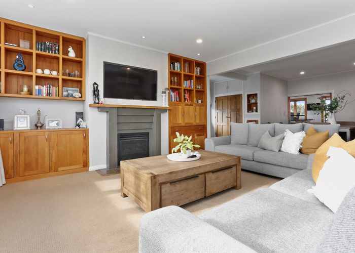  at 132 Meadowbank Road, Meadowbank, Auckland