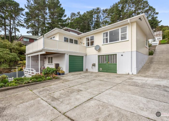  at 37 Dalton Grove, Stokes Valley, Lower Hutt