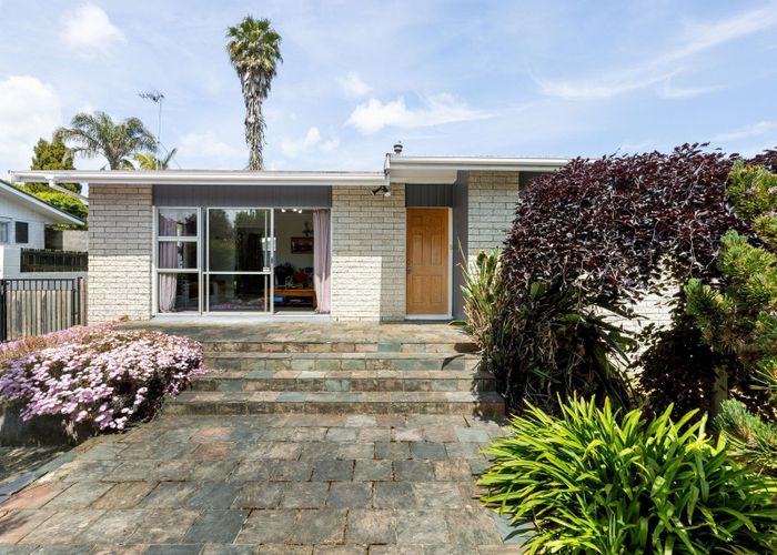  at 36 Caernarvon Street, Dinsdale, Hamilton