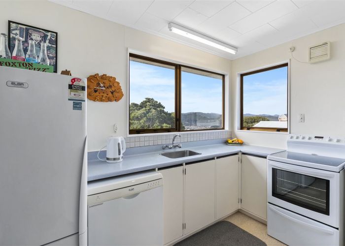  at 40 Taieri Crescent, Kelson, Lower Hutt