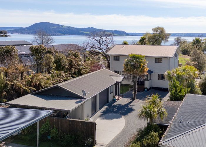  at 10A Cooper Avenue, Holdens Bay, Rotorua, Bay Of Plenty