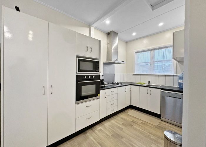  at 33 Swiss Avenue, Gonville, Whanganui, Manawatu / Whanganui