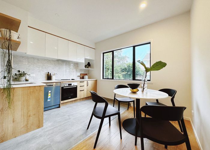  at 12/9 Schnapper Rock Road, Greenhithe, Auckland