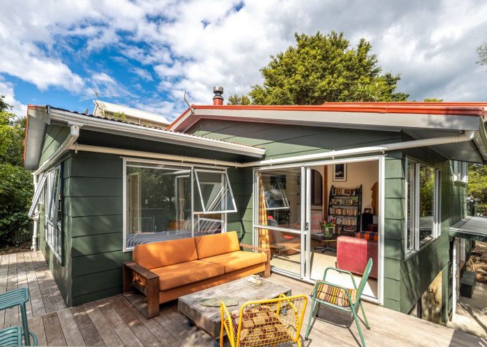  at 6 Taraire Street, Ostend, Waiheke Island