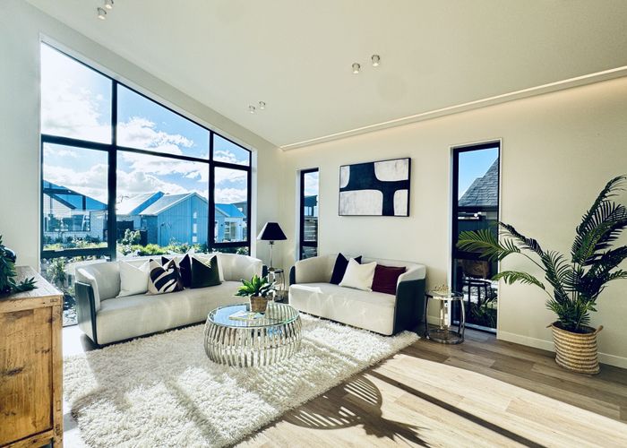  at 4 Henl Lane, Milldale, Rodney, Auckland