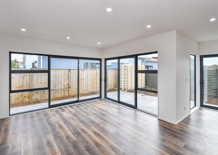  at 39 Tapuwae Way, Mangere Bridge, Auckland